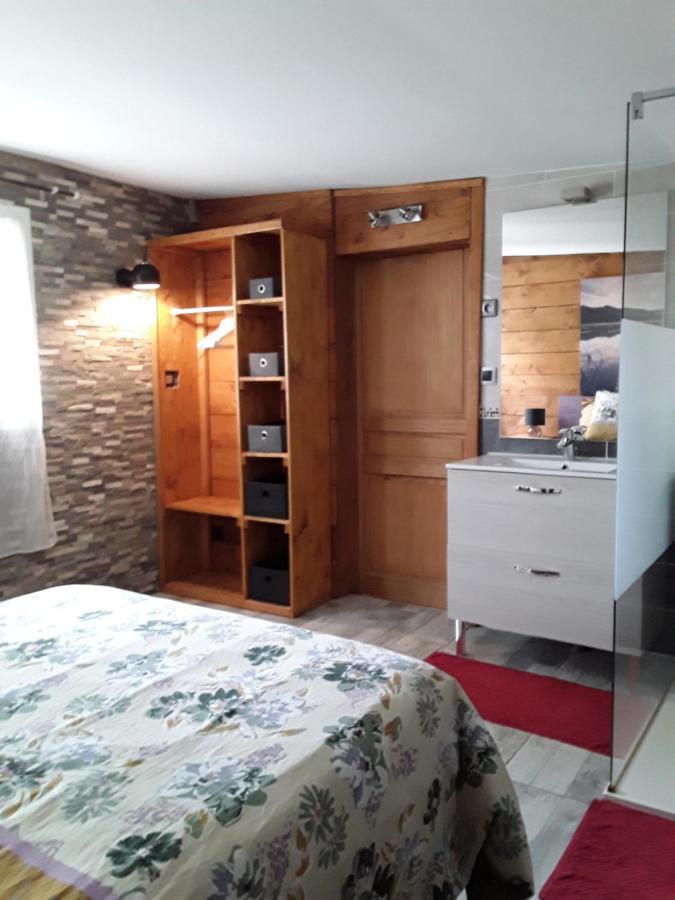 Gite de Haute Saintonge à Crazannes Extérieur photo