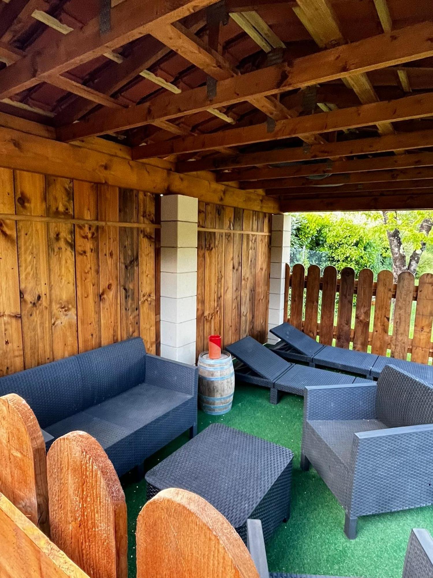 Gite de Haute Saintonge à Crazannes Extérieur photo